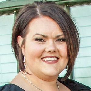 Meet your Posher, Whitney